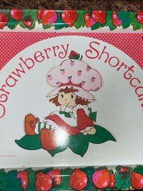 Vintage Strawberry Shortcake Folding Metal TV Lap Trayl